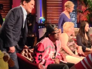 Rapper 2 Chainz stops by